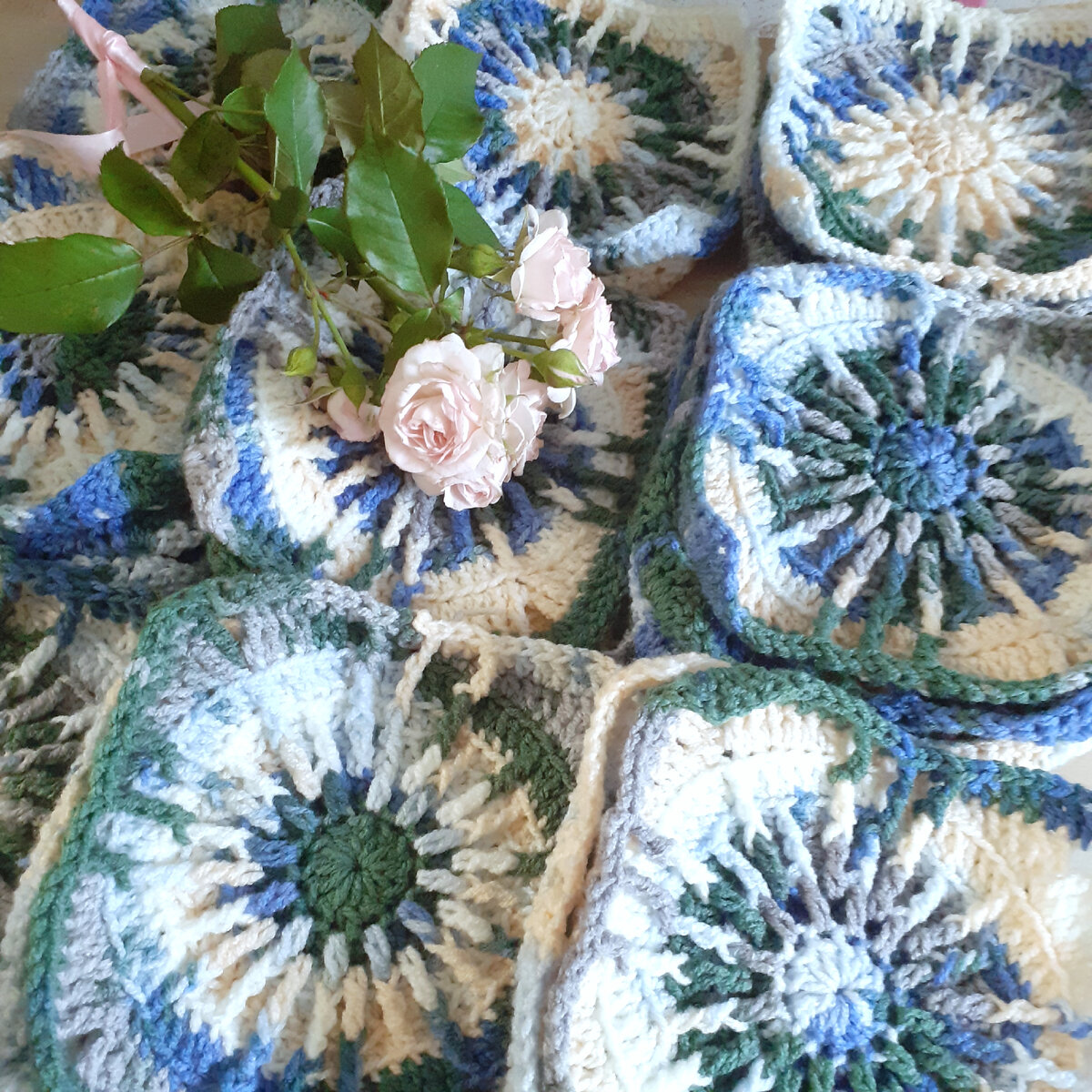 Освоила новый узор для детского пледа👍