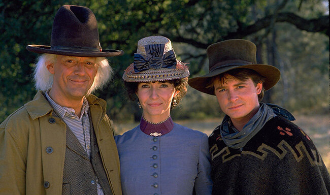 Легендарная троица: док Эмметт Браун, учительница Клара Клейтон и Марти Макфлай.