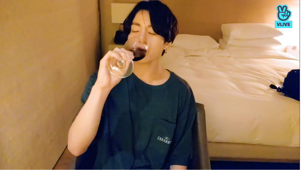 Да ... не утерпел до ужина ...