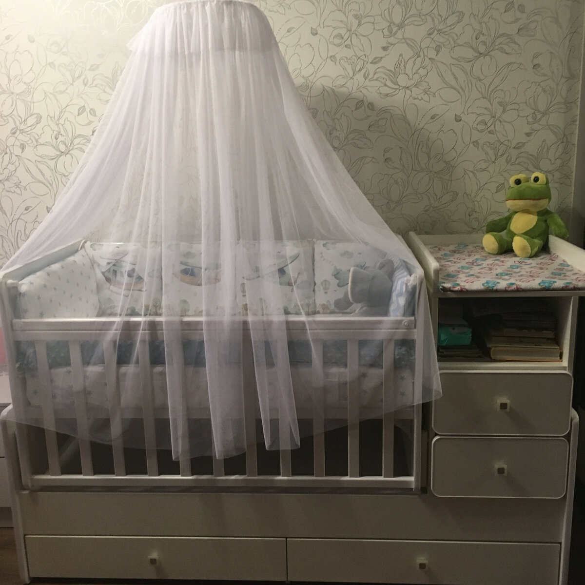 Та самая кроватка, ещё до появления в ней малыша