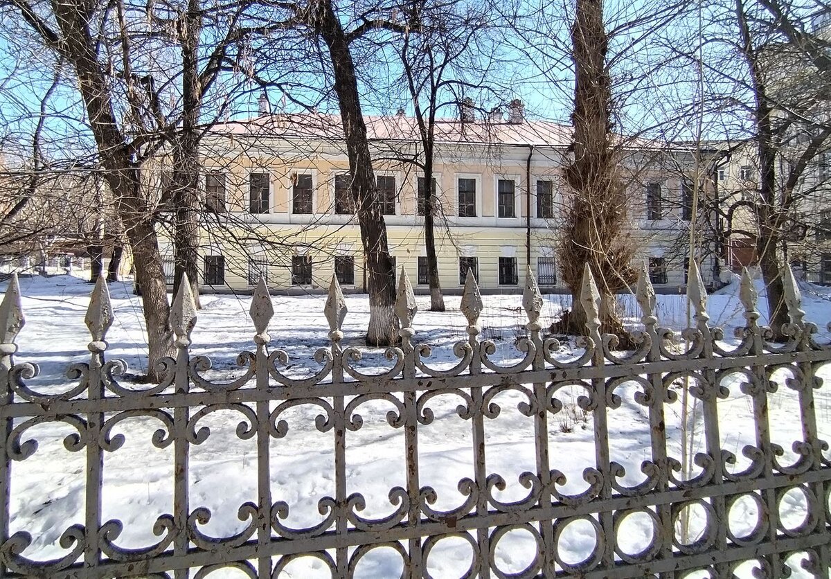 Главный дом, фотография автора