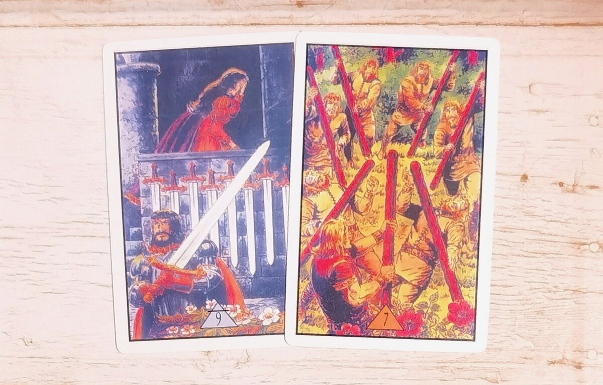 Арканы "9 Мечей" и "7 Жезлов". "Таро Зеркало Судьбы".