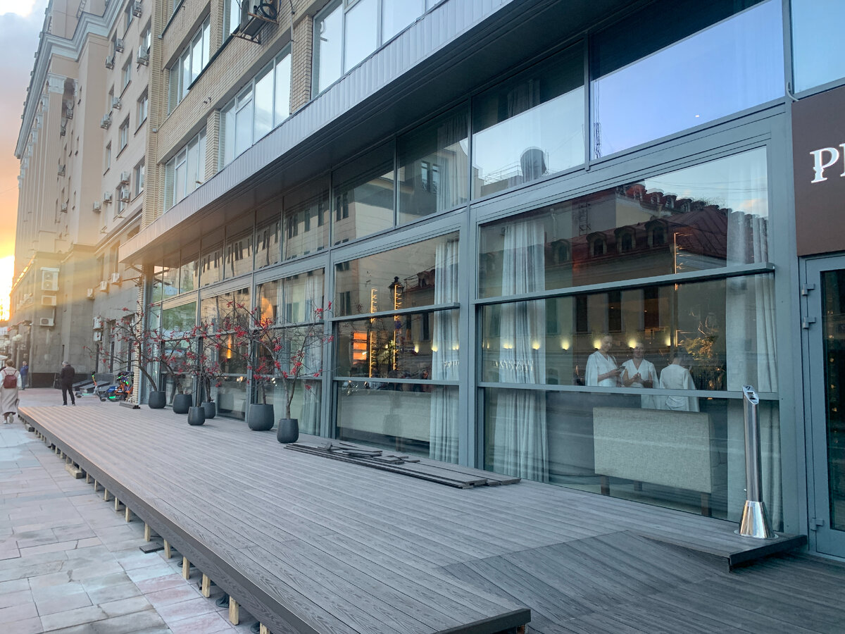 Тут строится веранда