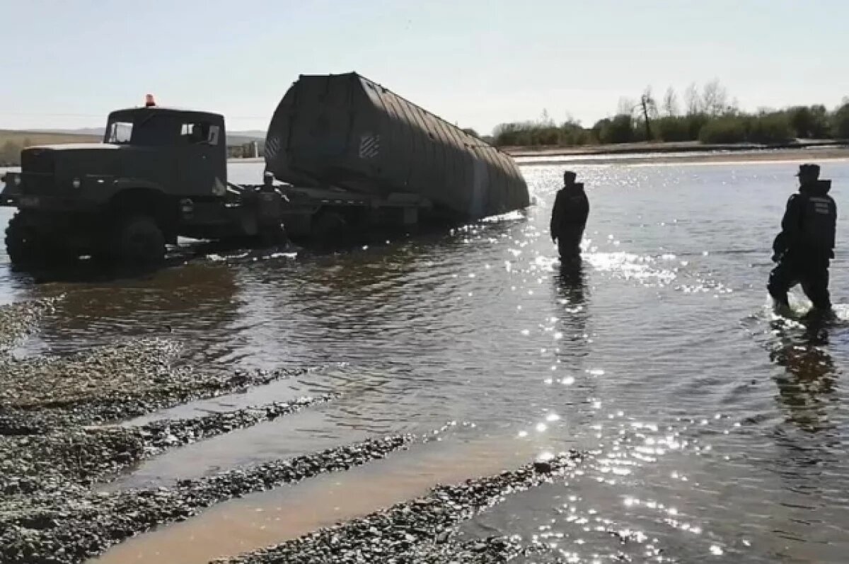    Понтонный мост начали устанавливать через реку Джида в Бурятии