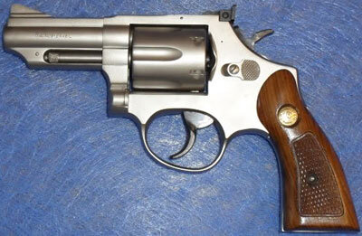 Taurus M66 «Старая модель» с длиной ствола 64 мм