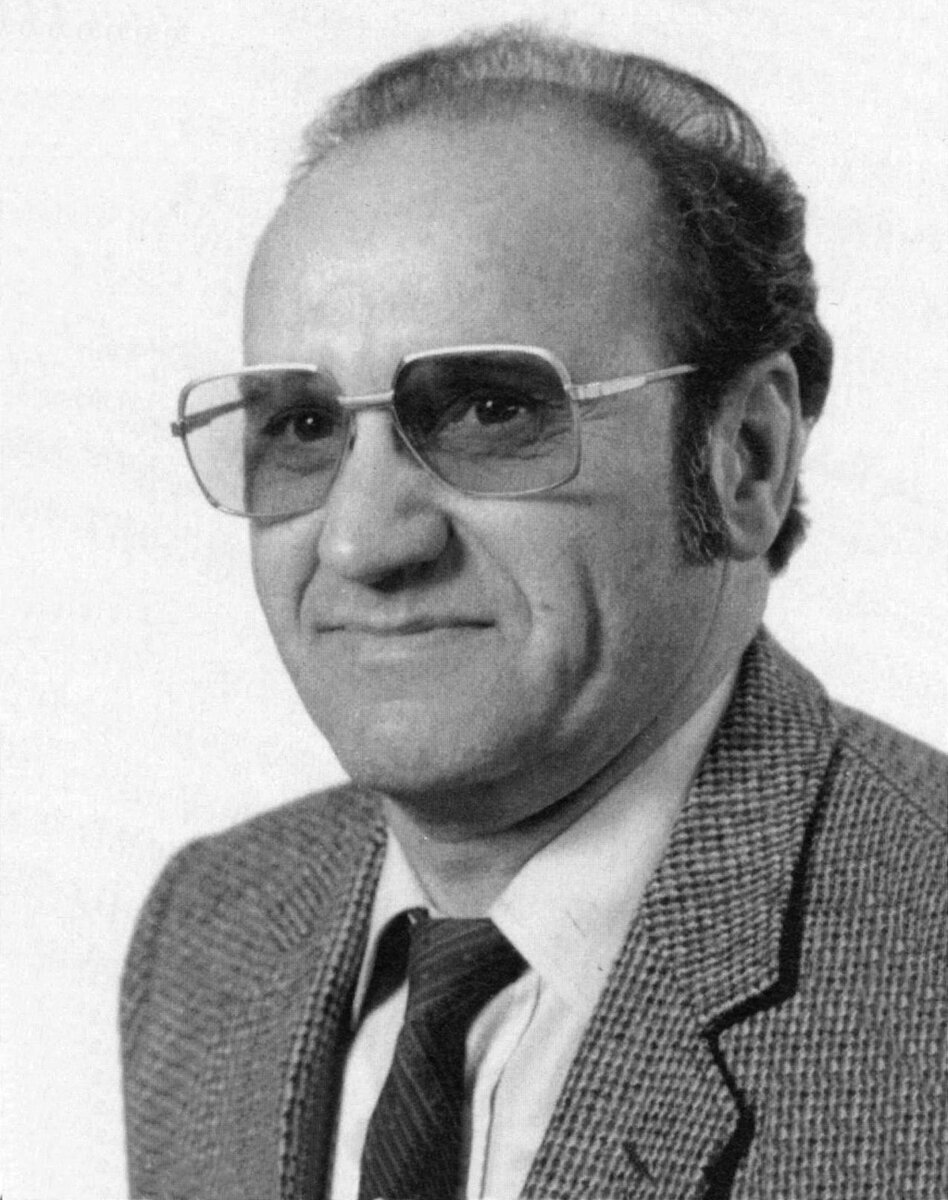 Вальтер Мюльбергер отвечал за подготовку советских кадров, а с 1975 по 1984 год был региональным представителем Magirus-Deutz по Восточной Европе.