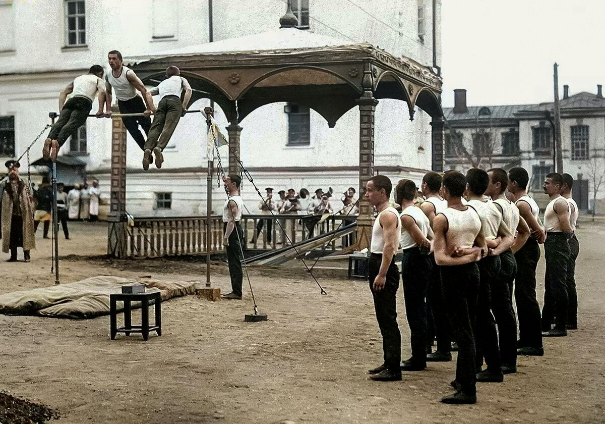 Как жил и выглядел Омск в начале ХХ века? 20 раскрашенных фотографий  дореволюционного города⁠⁠ | BSP | Дзен