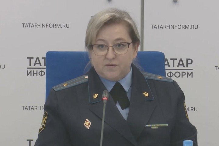 Надежда Тарасова: «Сотрудники ФССП квалифицированны, и нет разницы, как вы подаете заявление — по почте или вживую». скриншот трансляции