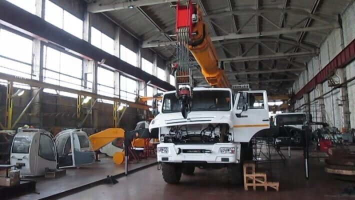    На Камышинском крановом заводе