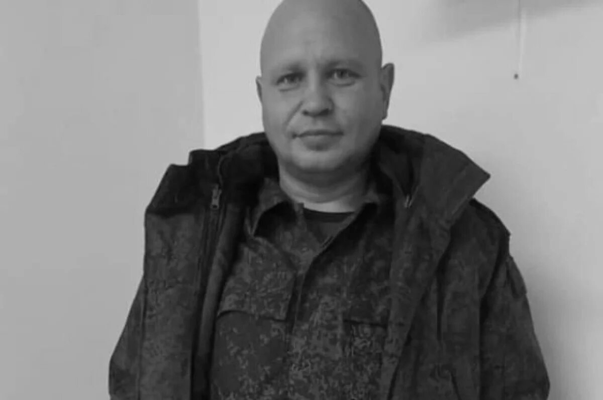    В Удомле 17 мая у санчасти начнётся прощание с погибшим в зоне СВО бойцом
