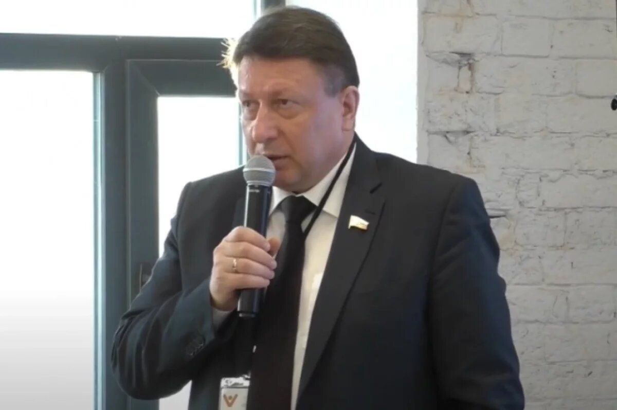    Прекращены полномочия арестованного спикера Нижегородской гордумы Лавричева