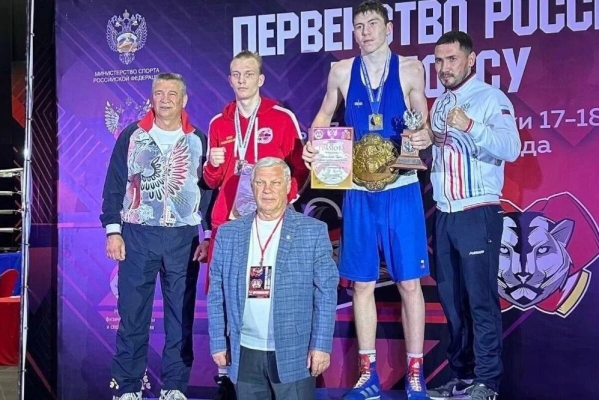    Белгородец отличился на юниорском первенстве страны по боксу