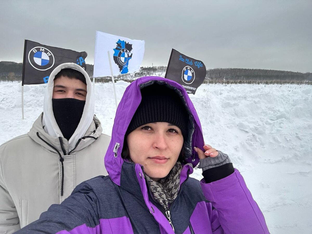 Наставники вместе с юными друзьями весело проводят - даже на горнолыжном склоне!