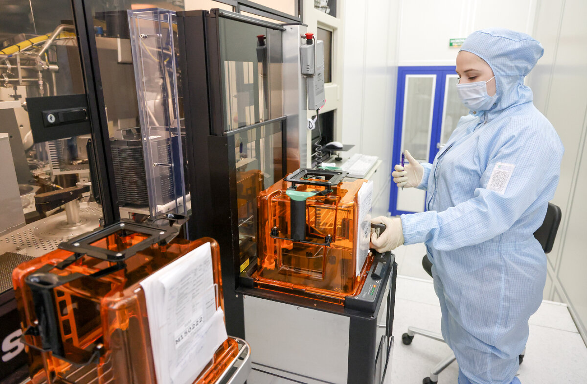 Производство чипов на заводе "Микрон" в Зеленограде. ТАСС