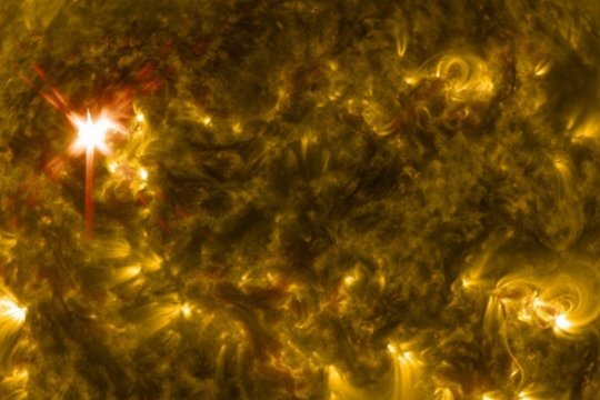    Мощная магнитная буря обрушилась на ЗемлюЛаборатория солнечной астрономии.
