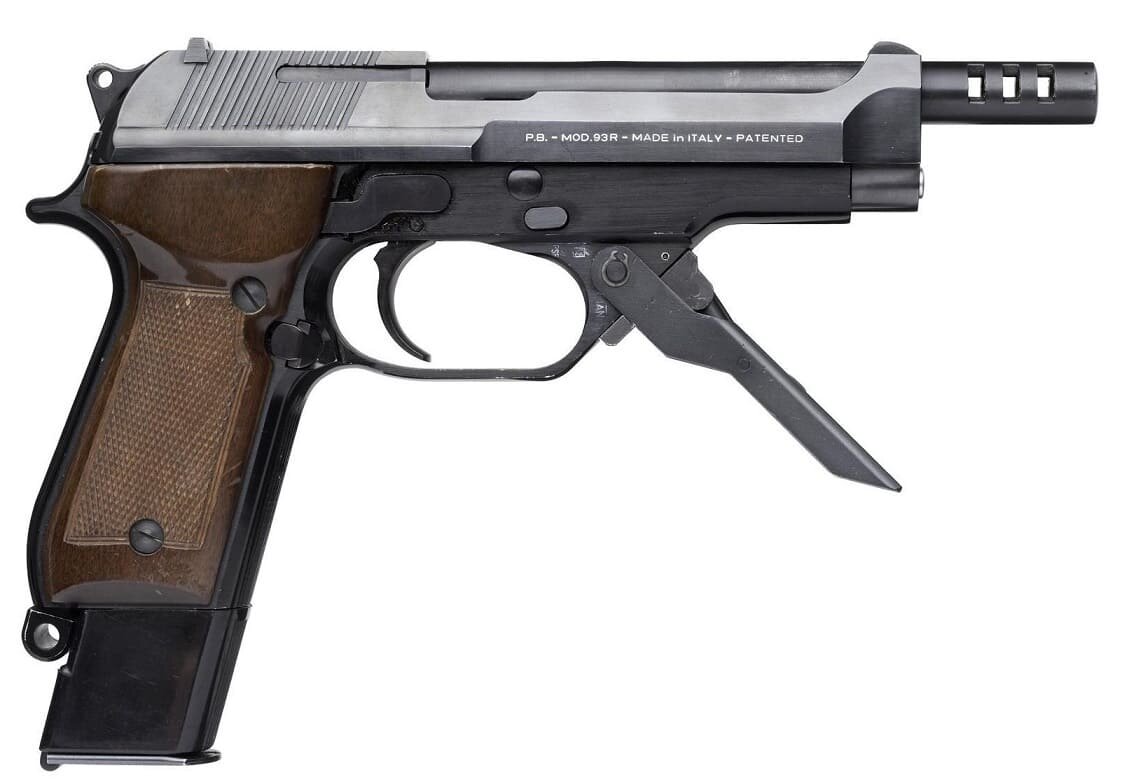 Пистолет Beretta 93R. Вид справа.