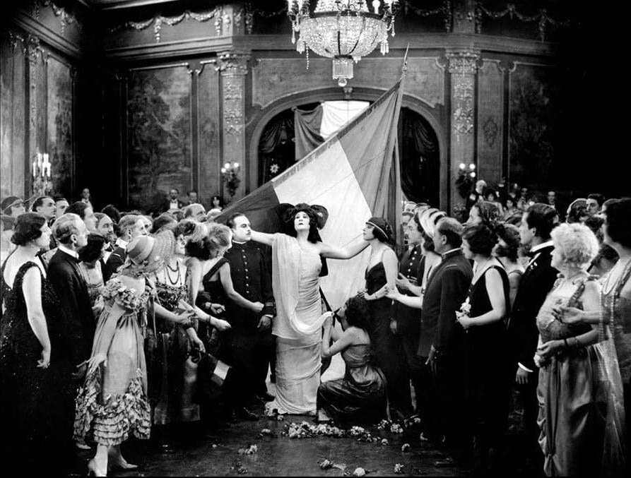 Кадр из фильма "Четыре всадника Апокалипсиса" (1921)