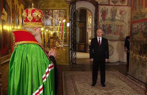    Россия в волчьей яме. Но Бог протягивает руку