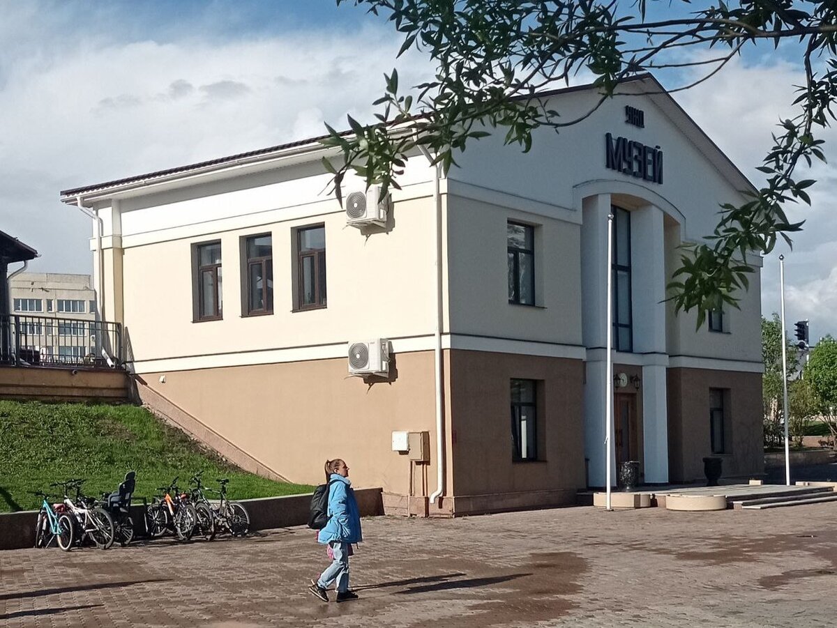 Экспозиция в здании старого вокзала ДЖД рассказывает об истории «узкоколеек»