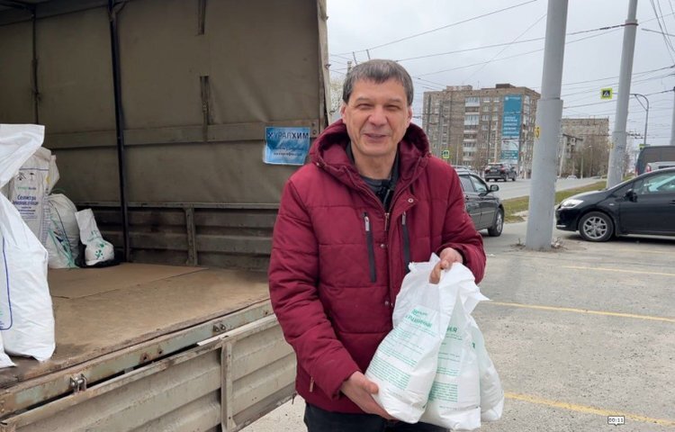    В Прикамье завод в Березниках безвозмездно направил фермерам 3 тысячи тонн азотных удобрений