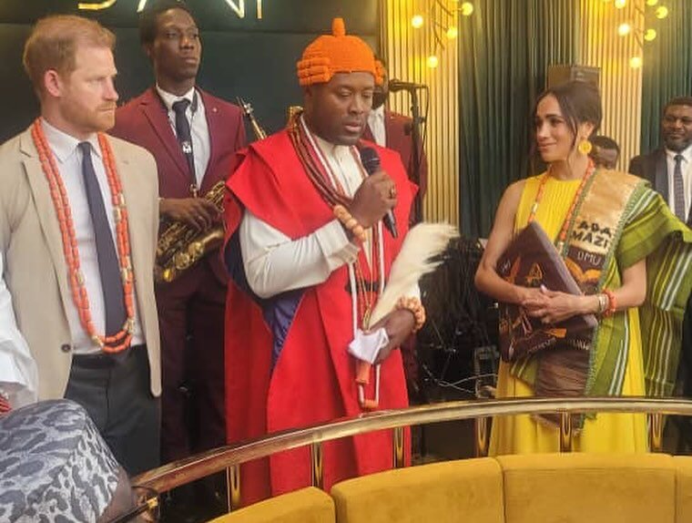 Принц Гарри и Меган Маркл в Нигерии