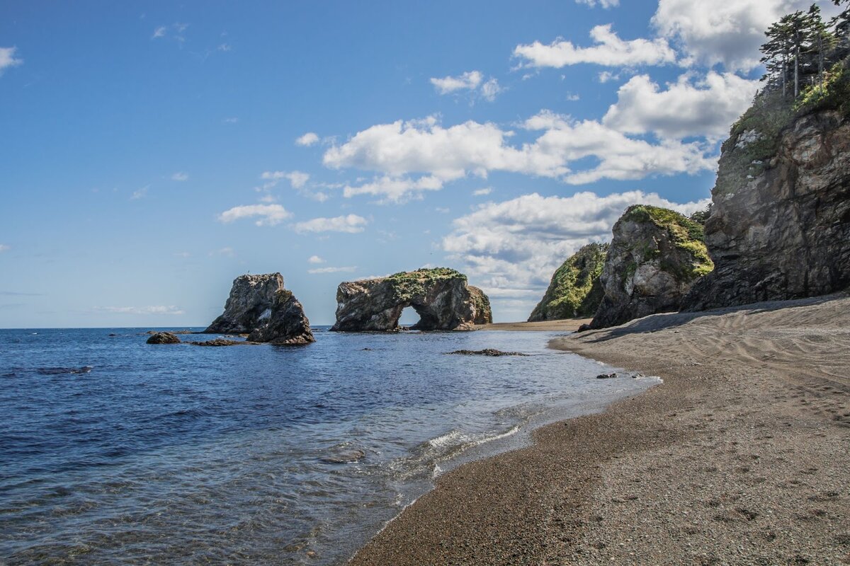 Фото: Охотское море. Мыс Великан, остров Сахалин, Россия