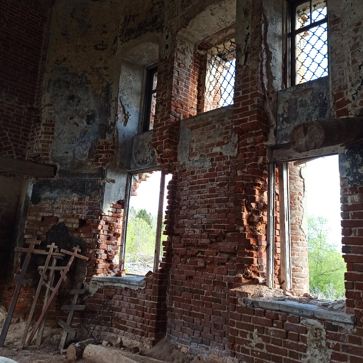 Найденная нами Богородице-Рождественская церковь XIX века, Галичский район