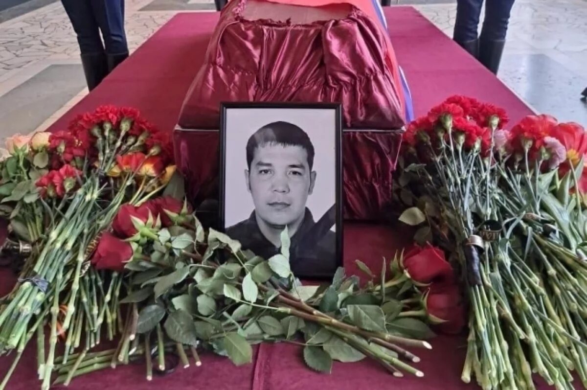    В селе под Конаково похоронили 45-летнего бойца СВО Алексея Исаева