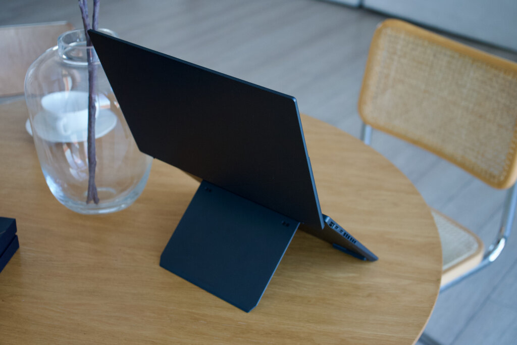   ASUS Zenbook Duo (2024)