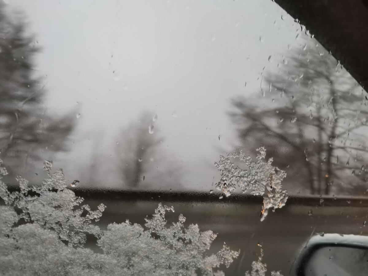 Майские погоды нынче таковы. Из недавнего. 