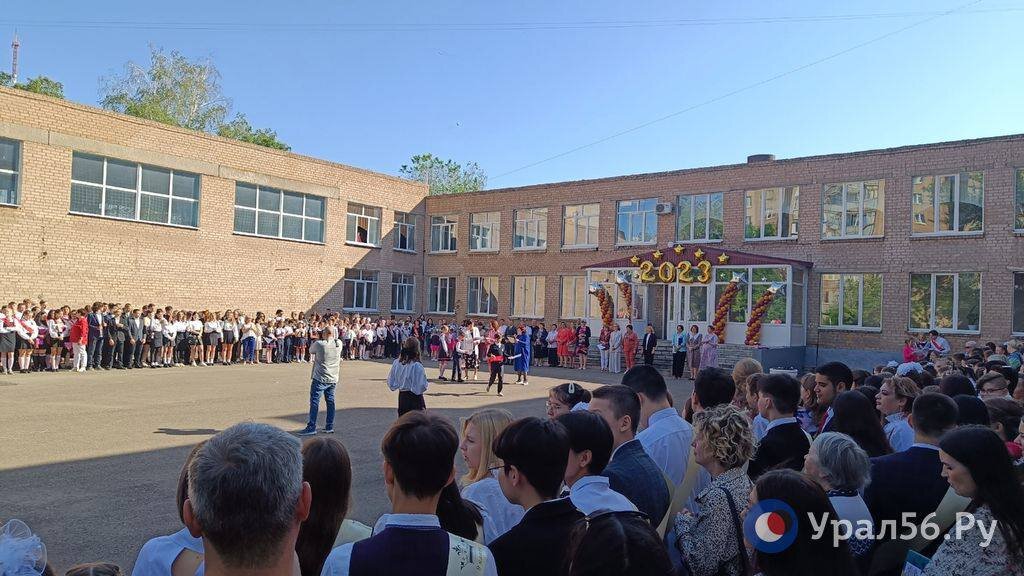    В Орске сдавать ЕГЭ будут 695 старшеклассников. Какие предметы стали самыми популярными?