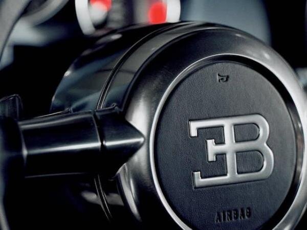     Фото Bugatti