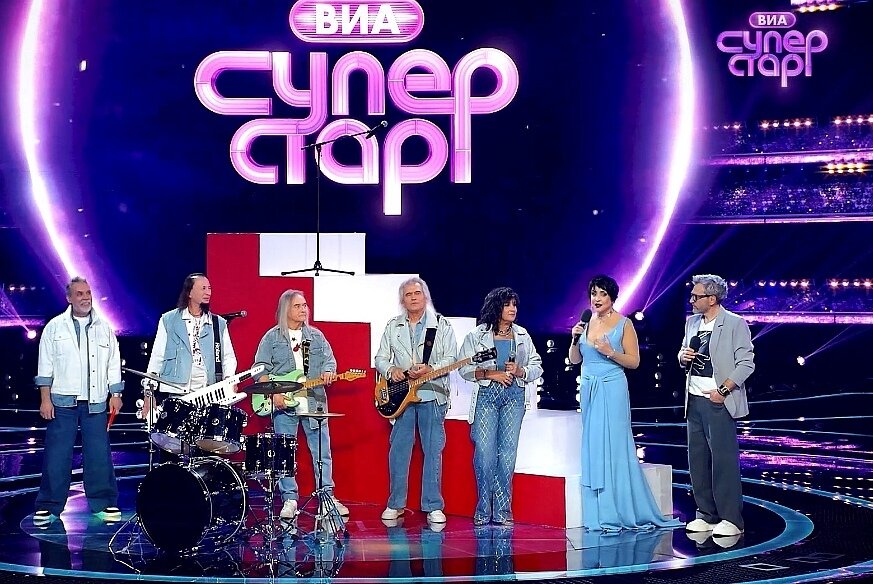 Кажется, что всё благопристойно, но.. 