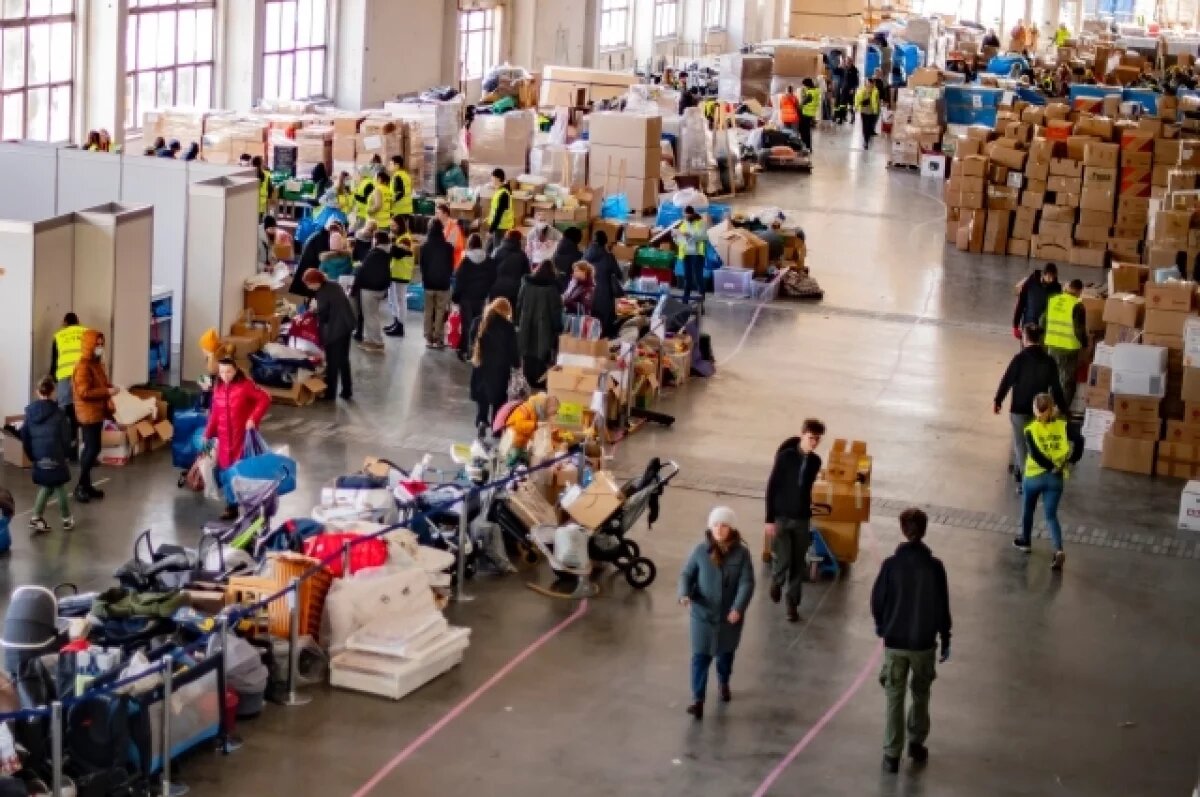    Около половины украинских беженцев не интересуется ситуацией на родине