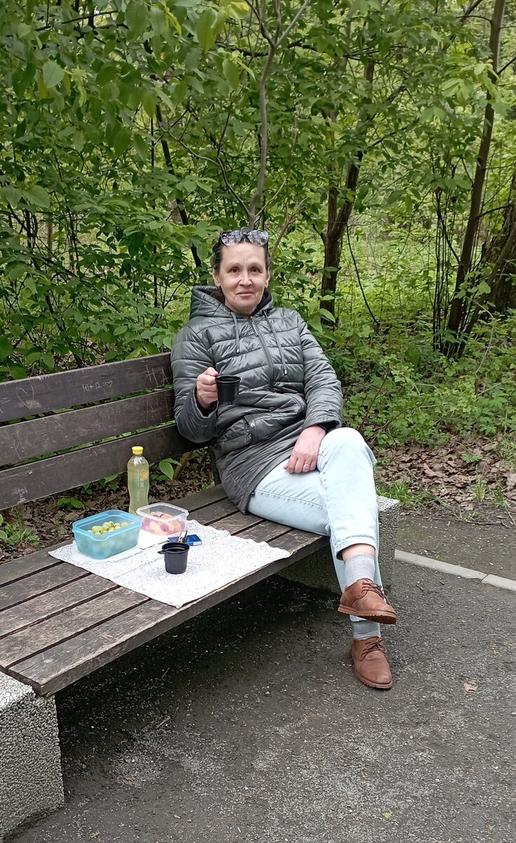 Пати в Лианозовском парке. 10.05.2024 г. Фото автора.