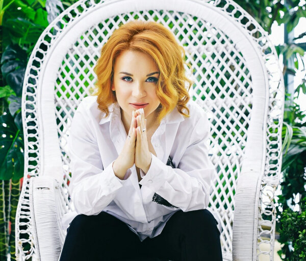    Алевтина являлась участницей национальных отборов на "Евровидение" от Швейцарии и Сан-Марино