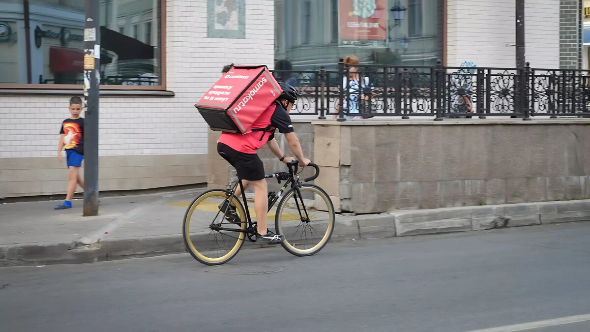 Привозят всё, привозят все! Что такое сервис доставки в ХМАО и как он  работает сейчас | muksun.fm | Дзен