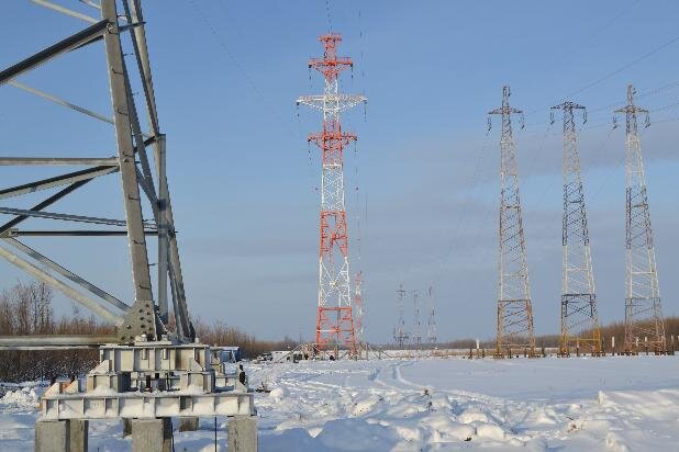    «Россети Тюмень» реконструировали километровый переход ЛЭП через судоходную протоку Оби