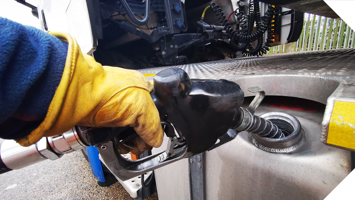 В Республике Казахстан цены на АЗС регулирует государство.