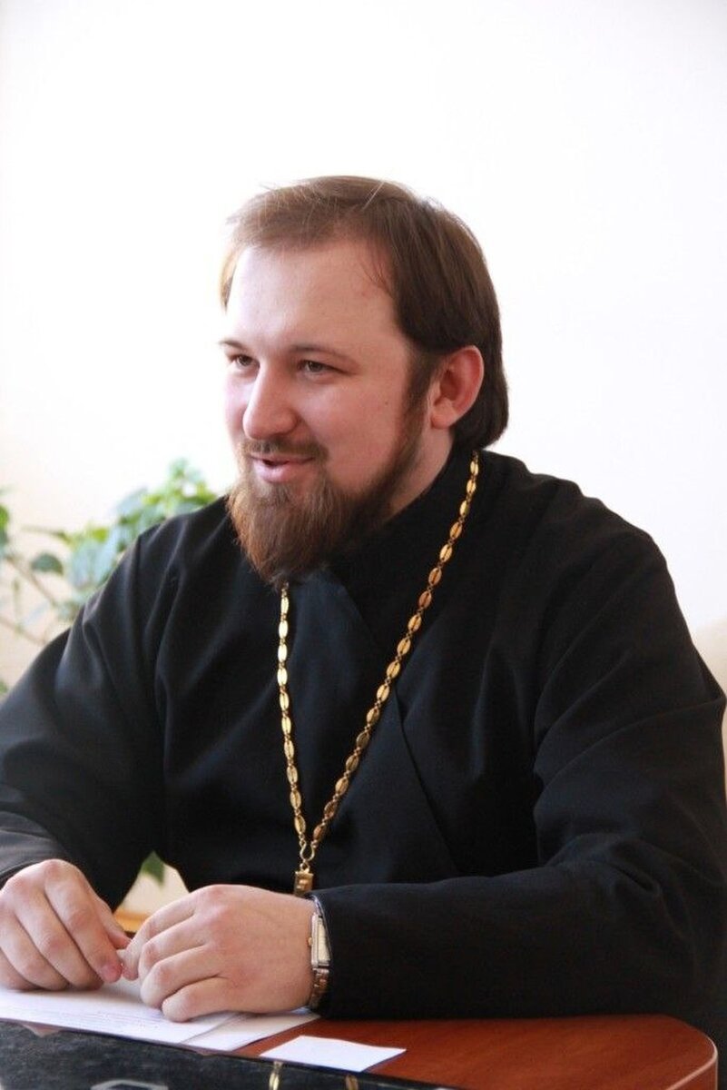    Отец Петр возглавляет работу по канонизации в Оренбуржье