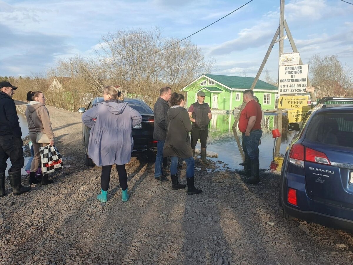 Чиновники, наконец, обратили внимание на затопленную паводком деревню в  Карелии | Карелия.Ньюс. Новости Петрозаводска | Дзен