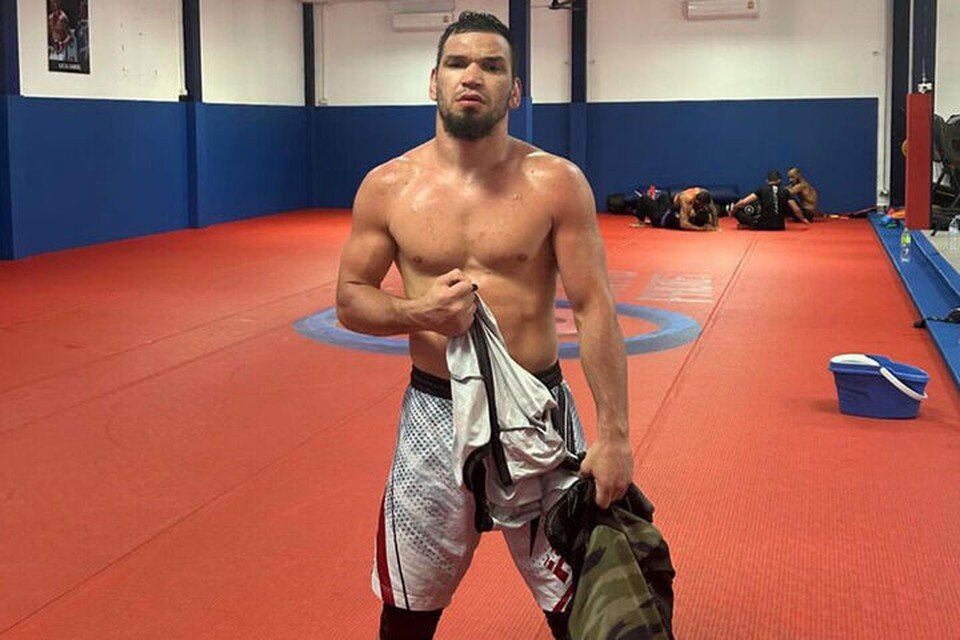    На бойца MMA Залимхана Юсупова напали в центре Махачкалы. Фото: соцсети бойца