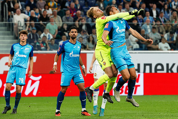    Столкновение Владислава Торопа и Нуралы Алипа.Владимир Бланк Известия