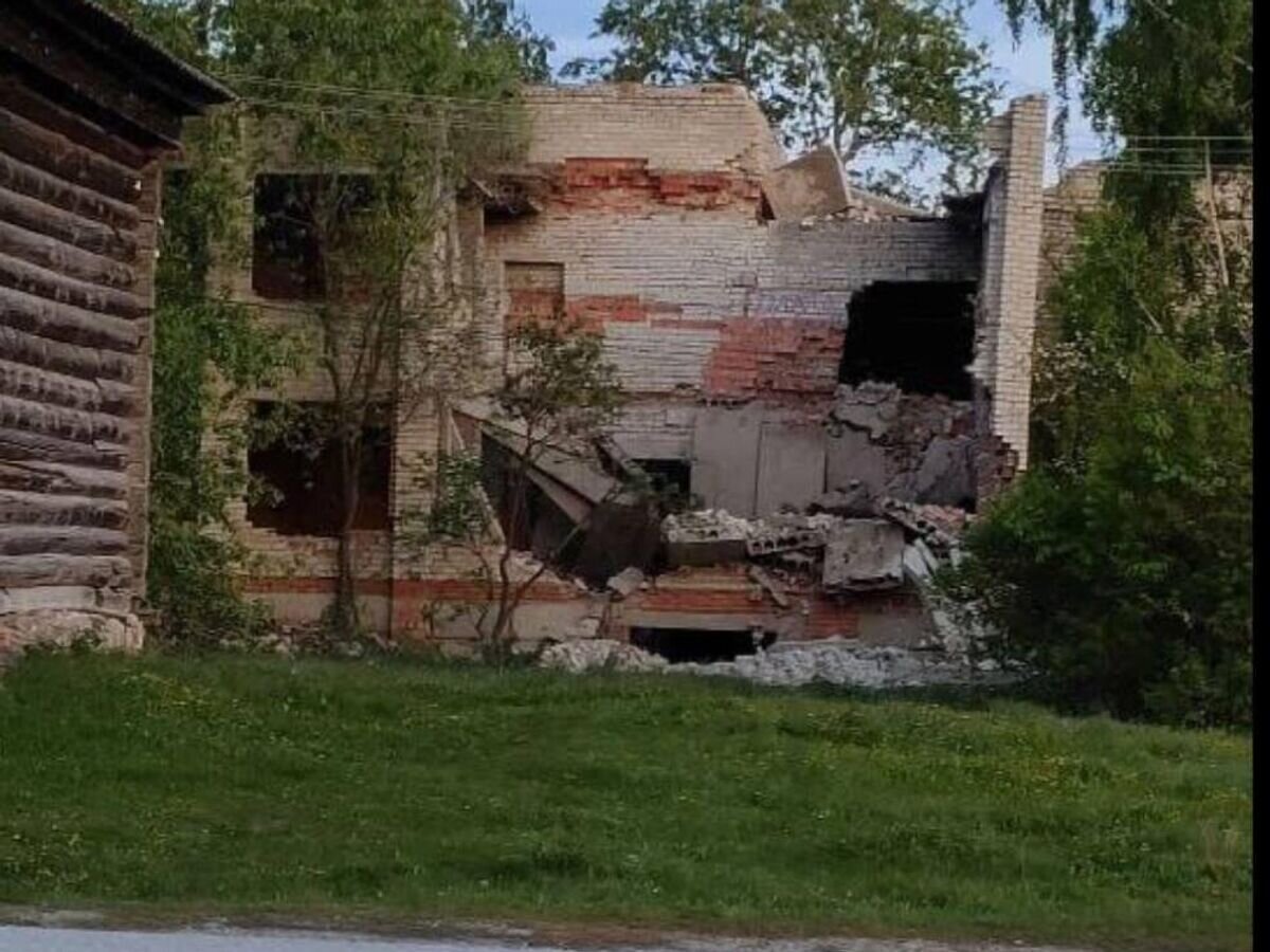    На месте обрушения заброшенного здания в Мордовии© Фото : СУ СК России по Республике Мордовия