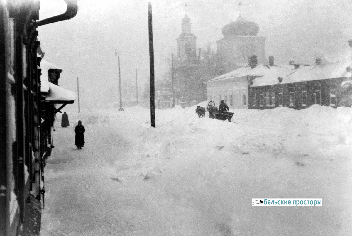 На Аксаковской. 1912 г.