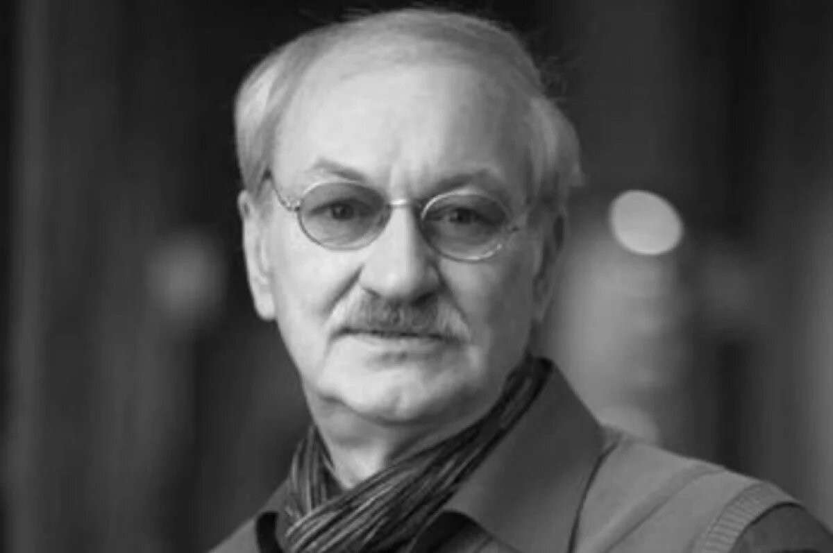    Прощание с актёром Театра им. Ленсовета Олегом Леваковым состоится 18 мая