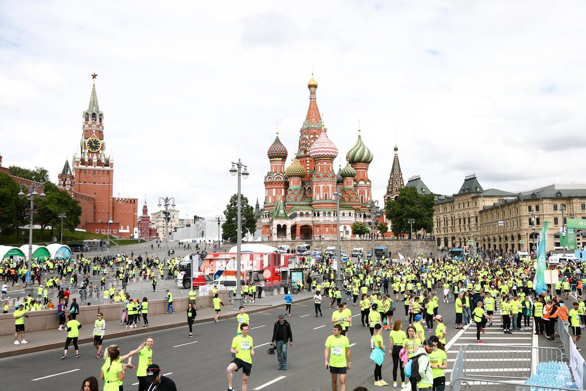 В центре Москвы перекроют движение 19 мая из-за бегунов | Авто Mail.ru |  Дзен