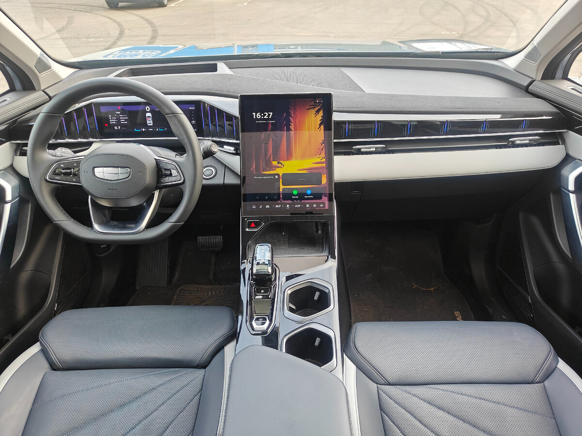 Geely atlas pro 2024 интерьер