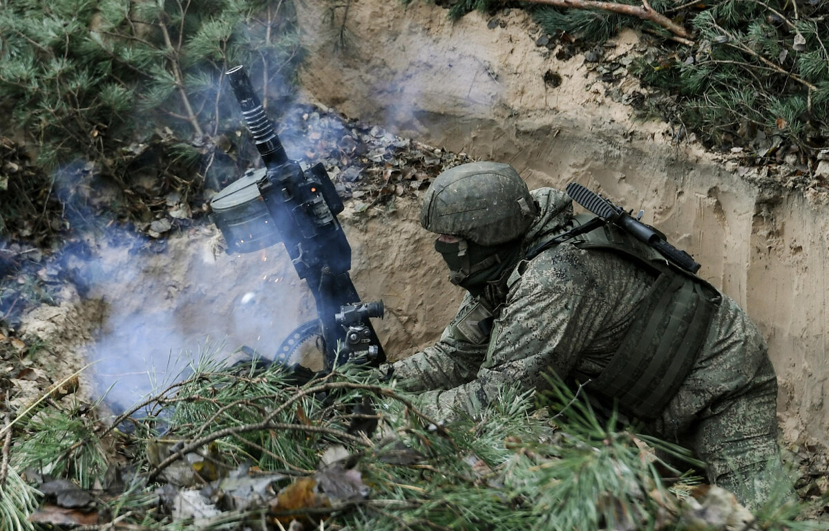 Боевая работа в зоне СВО не прекращается © Sputnik