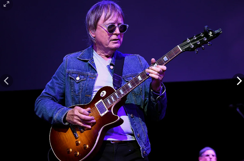 Ким Симмондс- динозавр английского блюз-рок движения 60-х годов